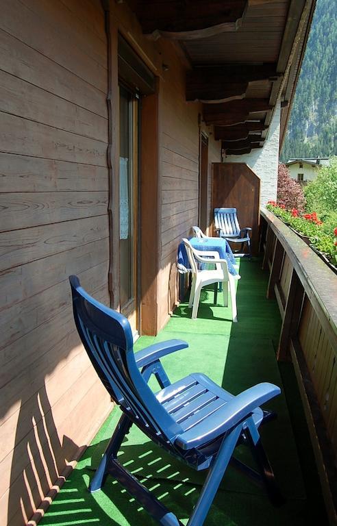 Landhaus Alpenrose Mayrhofen Bagian luar foto