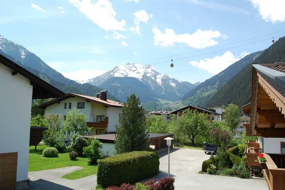 Landhaus Alpenrose Mayrhofen Bagian luar foto